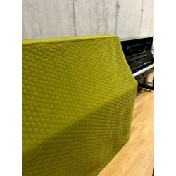 Gesteppter Samtbezug für Klaviere